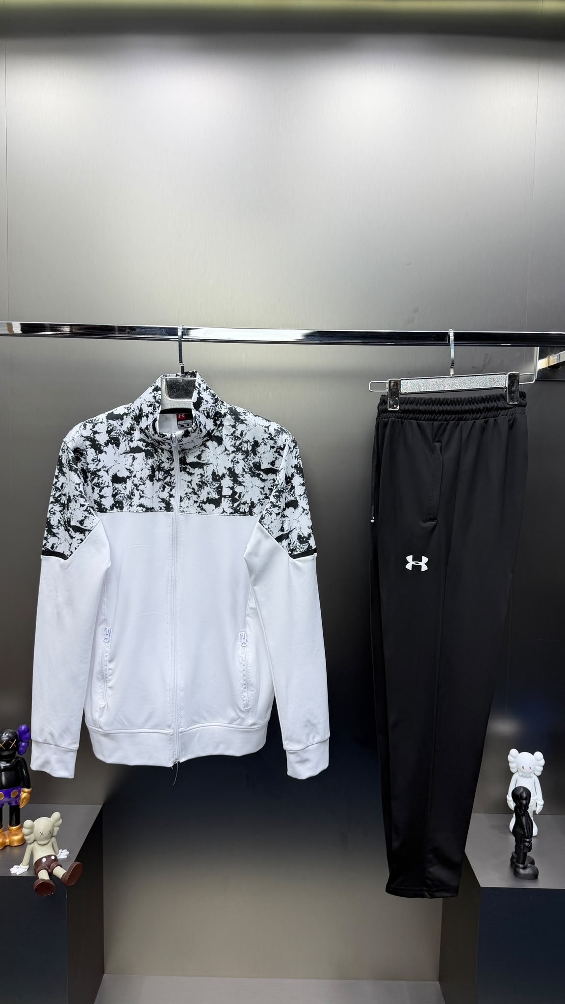 Under Armour Siyah Beyaz İthal Eşofman Takımı