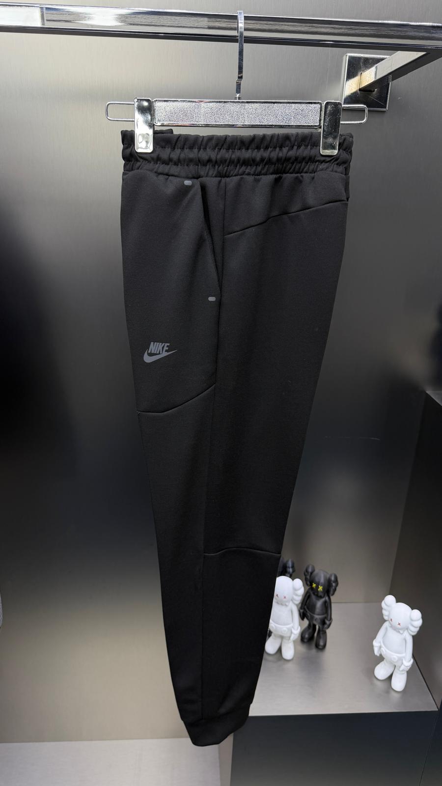 Nike Siyah Gri İthal Eşofman Takımı
