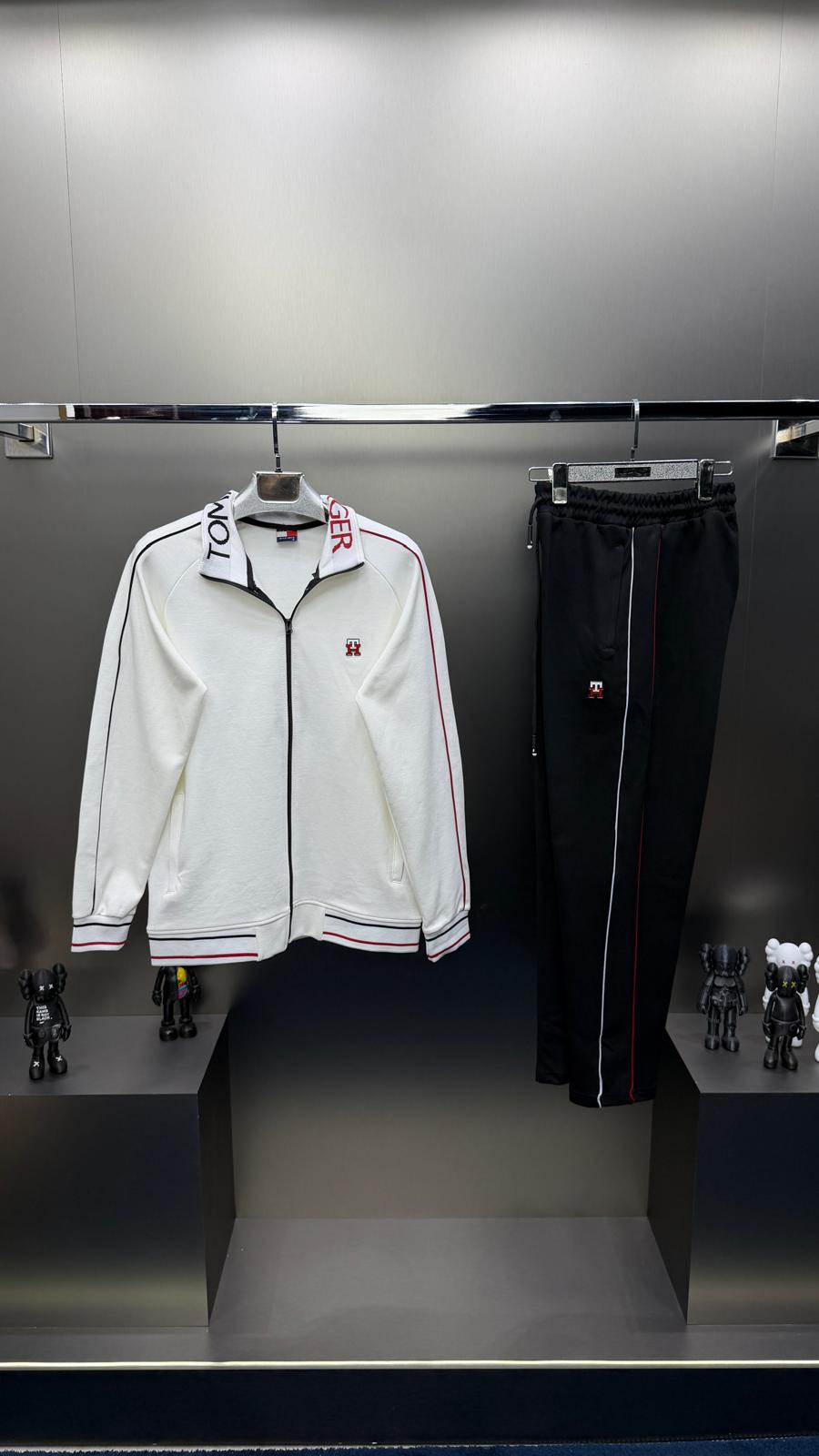 Tommy Hilfiger Beyaz İthal Eşofman Takımı